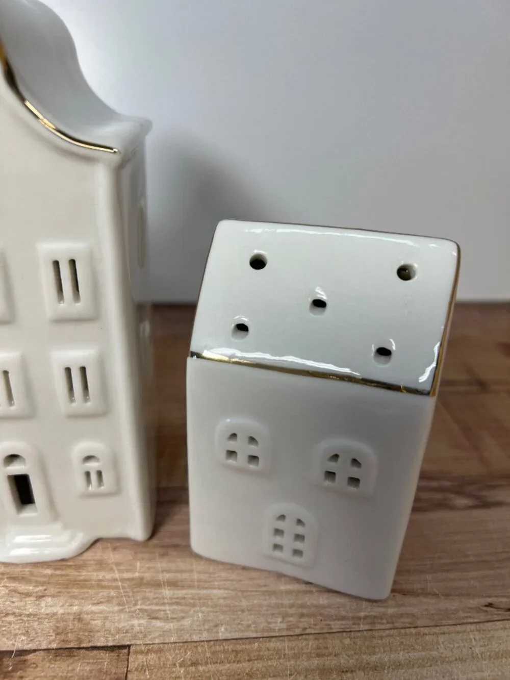 3 Pc White Ceramic Christmas Village Houses Gold Trim Battery Operated Untested